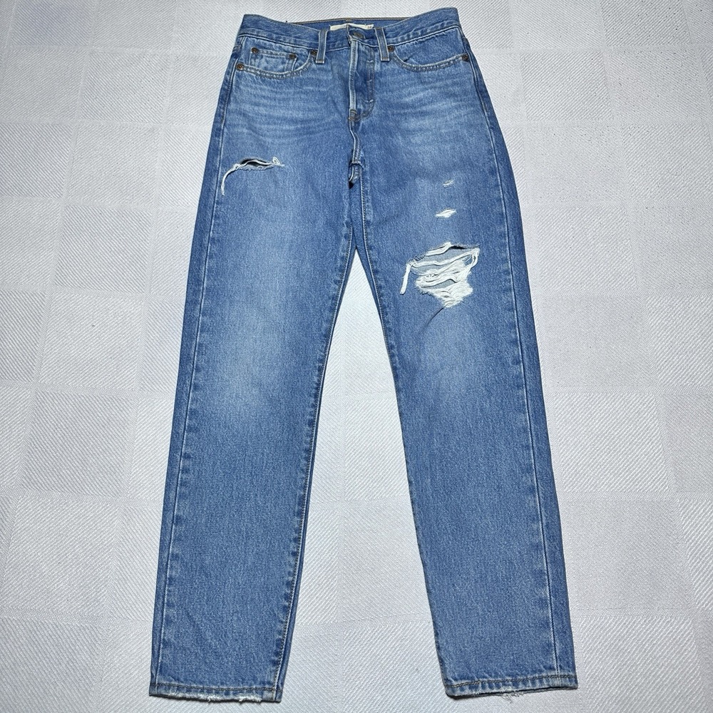 Levi's Premium Wedgie Jeans Womens 24 Distressed Medium Wash Button Fly Straight